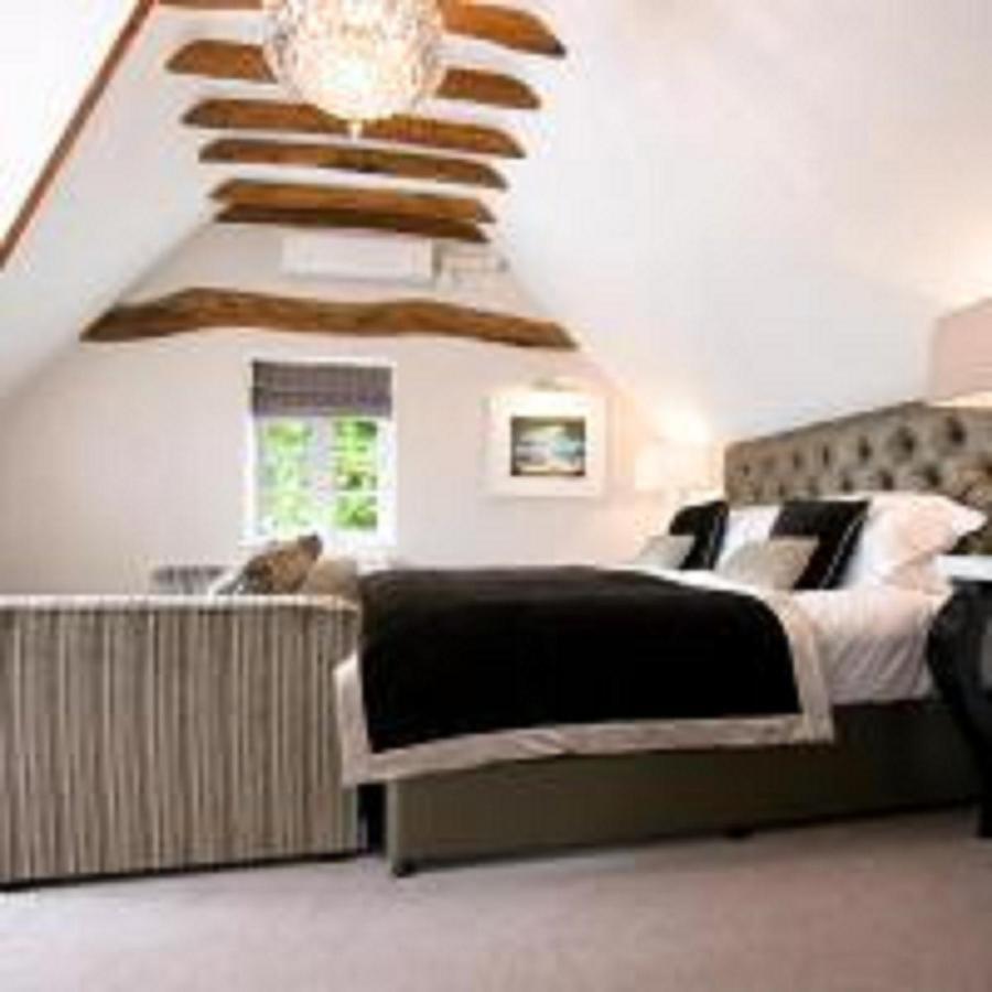 The Inn On The Green Cookham Dean Exterior foto